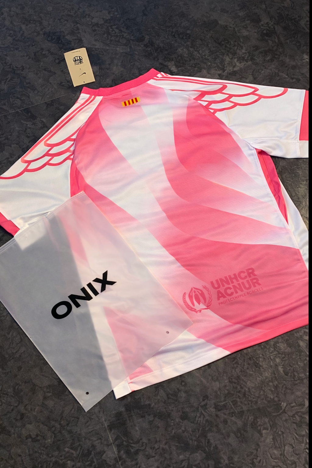 FC Barcelone – Maillot Concept 2025/26 – Rose, Blanc